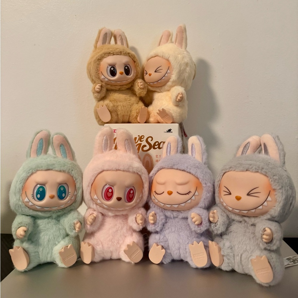 Restock-Popmart labubu have a seat set-Ququ - Picture 2 of 7
